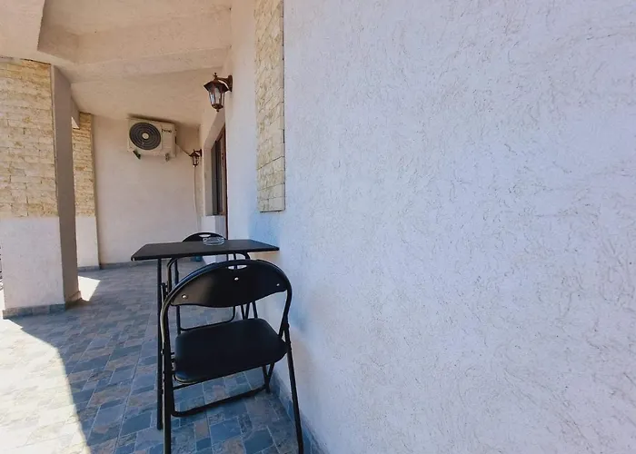 Πανσιόν Andri Mar