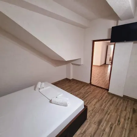 Guest house Andri Mar 3*